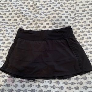 My favorite Solid Black Lululemon Skort😌